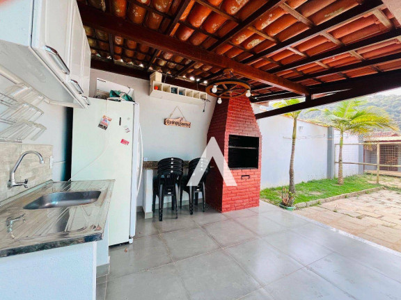Imagem Casa com 5 Quartos à Venda, 305 m² em Albuquerque - Teresópolis