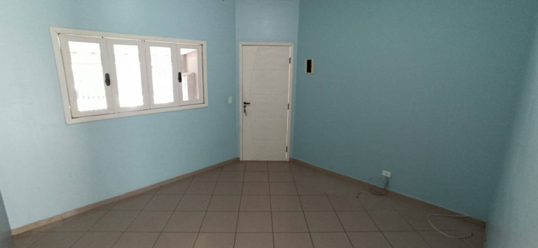 Imagem Casa com 2 Quartos para Alugar, 100 m² em Jardim Gurilândia - Taubaté