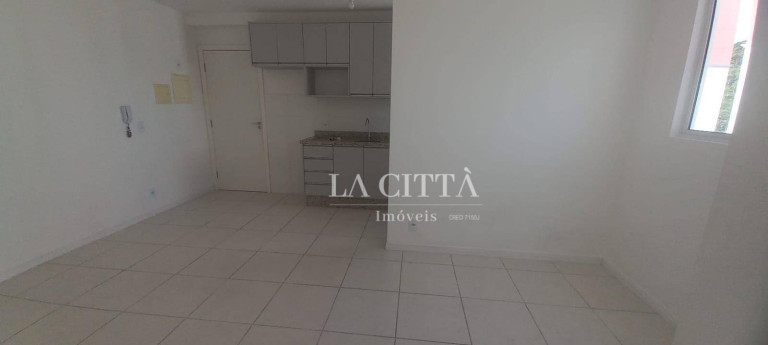 Imagem Apartamento com 2 Quartos para Alugar, 46 m² em Carvalho - Itajaí