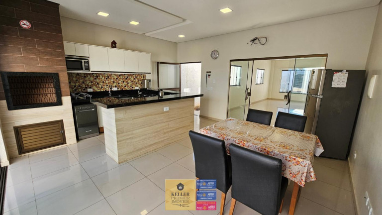 Imagem Casa com 3 Quartos à Venda, 190 m² em Jardim Eliza Ii - Foz Do Iguaçu Imagem Casa com 3 Quartos à Venda, 190 m² em Jardim Eliza Ii - Foz Do Iguaçu