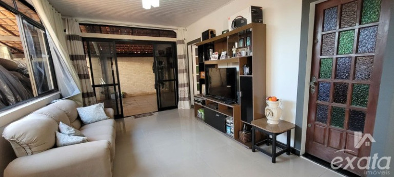 Imagem Casa com 4 Quartos à Venda, 220 m² em São Francisco - Serra Imagem Casa com 4 Quartos à Venda, 220 m² em São Francisco - Serra