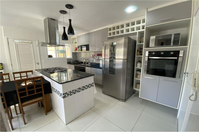 Imagem Casa de Condomínio com 4 Quartos à Venda, 224 m² em Recreio - Rio De Janeiro Imagem Casa de Condomínio com 4 Quartos à Venda, 224 m² em Recreio - Rio De Janeiro