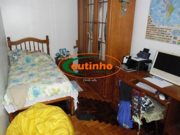 Imagem Casa com 4 Quartos à Venda, 212 m² em Tijuca - Rio De Janeiro Imagem Casa com 4 Quartos à Venda, 212 m² em Tijuca - Rio De Janeiro