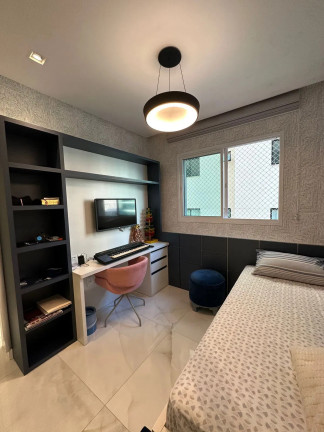 Imagem Apartamento com 4 Quartos à Venda, 182 m² em Meia Praia - Itapema