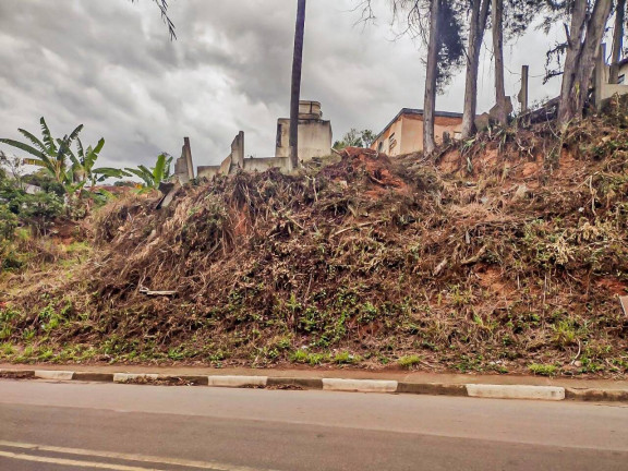 Terreno à Venda, 420 m² em Jardim Maracanã - Atibaia