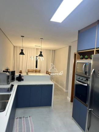 Imagem Casa com 3 Quartos à Venda, 360 m² em Bosque Dos Eucalíptos - Atibaia Imagem Casa com 3 Quartos à Venda, 360 m² em Bosque Dos Eucalíptos - Atibaia