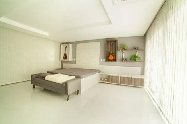 Imagem Casa com 4 Quartos à Venda, 615 m² em Campo Comprido - Curitiba Imagem Casa com 4 Quartos à Venda, 615 m² em Campo Comprido - Curitiba