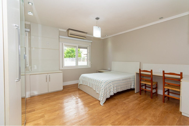 Imagem Casa com 3 Quartos à Venda, 228 m² em Niterói - Canoas