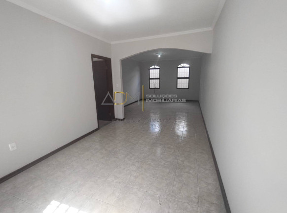 Imagem Casa com 4 Quartos à Venda, 400 m² em Vila Pinheiro Machado - Botucatu