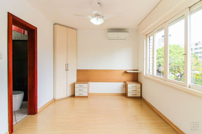 Imagem Apartamento com 4 Quartos à Venda, 184 m² em Azenha - Porto Alegre