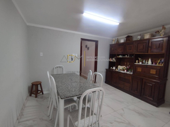 Imagem Casa com 3 Quartos à Venda, 300 m² em Vila Pinheiro - Botucatu