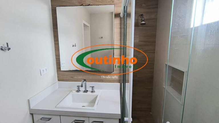 Imagem Apartamento com 3 Quartos à Venda, 102 m² em Tijuca - Rio De Janeiro Imagem Apartamento com 3 Quartos à Venda, 102 m² em Tijuca - Rio De Janeiro
