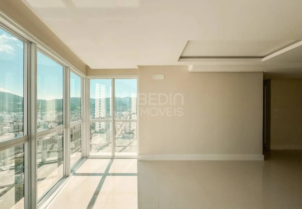 Imagem Apartamento com 3 Quartos à Venda, 114 m² em Centro - Balneário Camboriú Imagem Apartamento com 3 Quartos à Venda, 114 m² em Centro - Balneário Camboriú