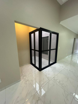 Imagem Casa com 3 Quartos à Venda, 90 m² em Universitário - Cascavel