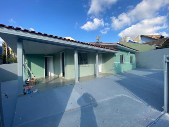 Casa com 3 Quartos para Alugar,  em Atuba - Curitiba