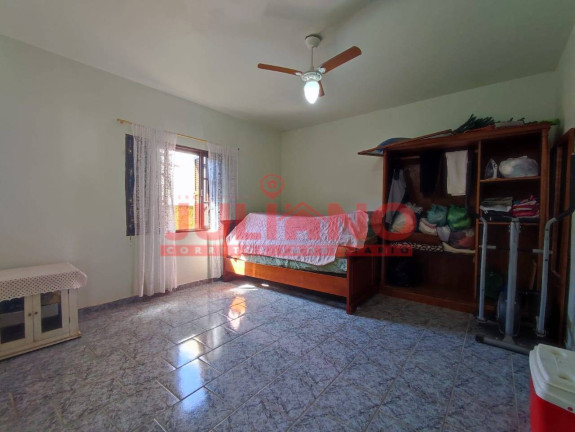 Imagem Casa com 2 Quartos à Venda, 325 m² em Costeira - Balneário Barra Do Sul Imagem Casa com 2 Quartos à Venda, 325 m² em Costeira - Balneário Barra Do Sul