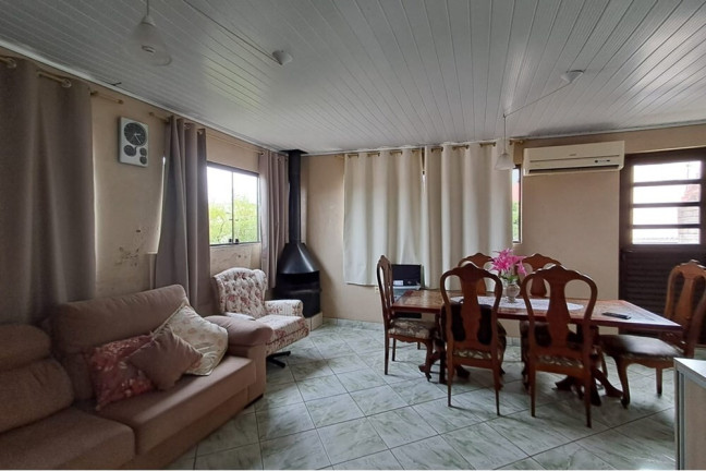 Imagem Casa com 3 Quartos à Venda, 215 m² em Jardim Algarve - Alvorada