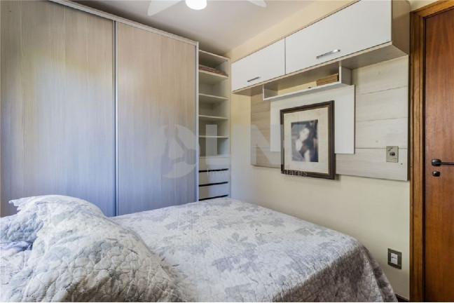 Imagem Apartamento com 3 Quartos à Venda, 258 m² em Mont Serrat - Porto Alegre Imagem Apartamento com 3 Quartos à Venda, 258 m² em Mont Serrat - Porto Alegre