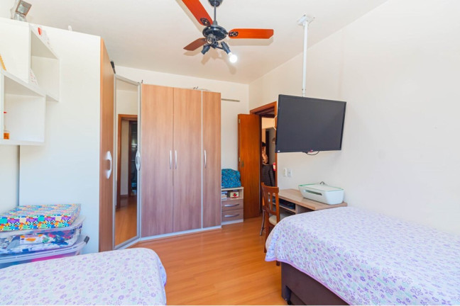 Imagem Apartamento com 2 Quartos à Venda, 67 m² em Teresópolis - Porto Alegre Imagem Apartamento com 2 Quartos à Venda, 67 m² em Teresópolis - Porto Alegre