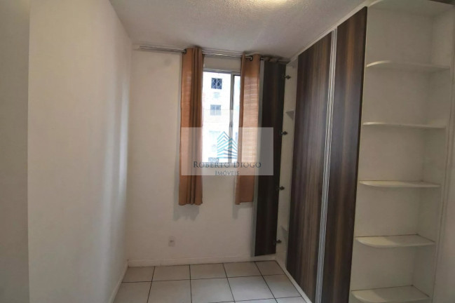 Imagem Imóvel com 2 Quartos à Venda, 46 m² em Camorim - Rio De Janeiro Imagem Imóvel com 2 Quartos à Venda, 46 m² em Camorim - Rio De Janeiro