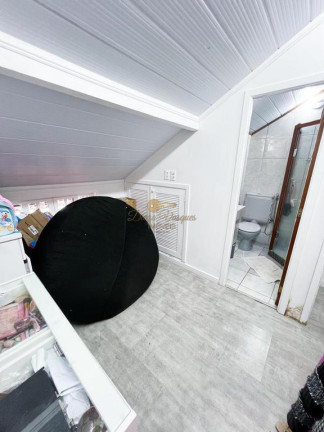 Imagem Casa com 4 Quartos à Venda, 109 m² em Araras - Teresópolis