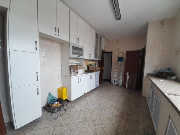 Imagem Apartamento com 4 Quartos à Venda, 192 m² em Várzea - Teresópolis