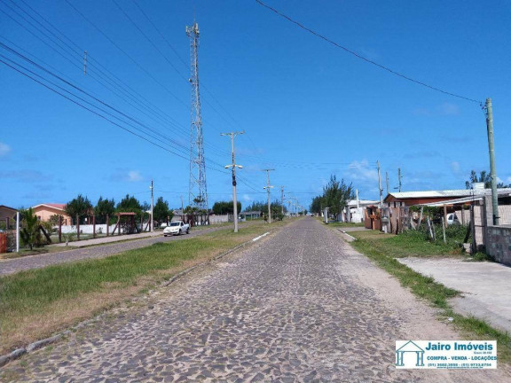 Imagem Casa com 4 Quartos à Venda, 450 m² em Centro - Balneário Pinhal Imagem Casa com 4 Quartos à Venda, 450 m² em Centro - Balneário Pinhal