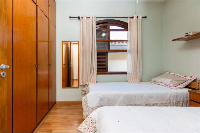 Imagem Casa com 3 Quartos à Venda, 179 m² em Jardim Umuarama - São Paulo Imagem Casa com 3 Quartos à Venda, 179 m² em Jardim Umuarama - São Paulo