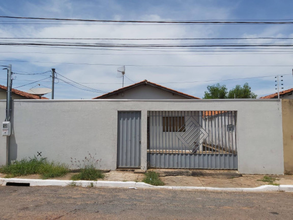 Casa com 2 Quartos à Venda, 200 m² em Residencial Aurília Salles Curvo - Várzea Grande