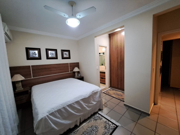 Imagem Apartamento com 4 Quartos à Venda, 160 m² em Pitangueiras - Guarujá