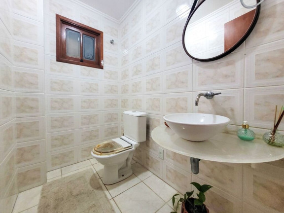 Imagem Casa com 4 Quartos à Venda, 267 m² em Jardim Itu - Porto Alegre