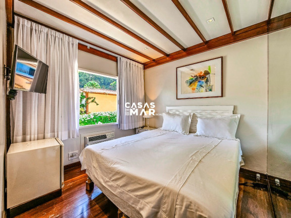 Imagem Imóvel com 8 Quartos à Venda, 950 m² em Mombaça - Angra Dos Reis Imagem Imóvel com 8 Quartos à Venda, 950 m² em Mombaça - Angra Dos Reis