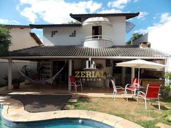 Sobrado com 3 Quartos à Venda, 280 m² em Jardim São Caetano - São Caetano Do Sul