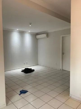 Imagem Sobrado com 3 Quartos à Venda, 170 m² em Cidade Alta - Cuiabá Imagem Sobrado com 3 Quartos à Venda, 170 m² em Cidade Alta - Cuiabá