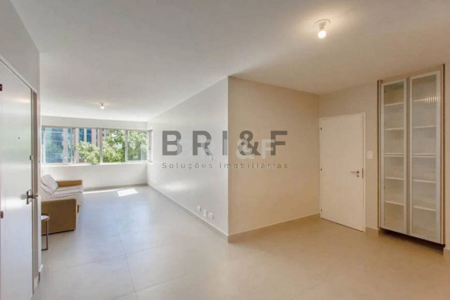 Imagem Apartamento com 3 Quartos à Venda, 140 m² em Itaim Bibi - São Paulo