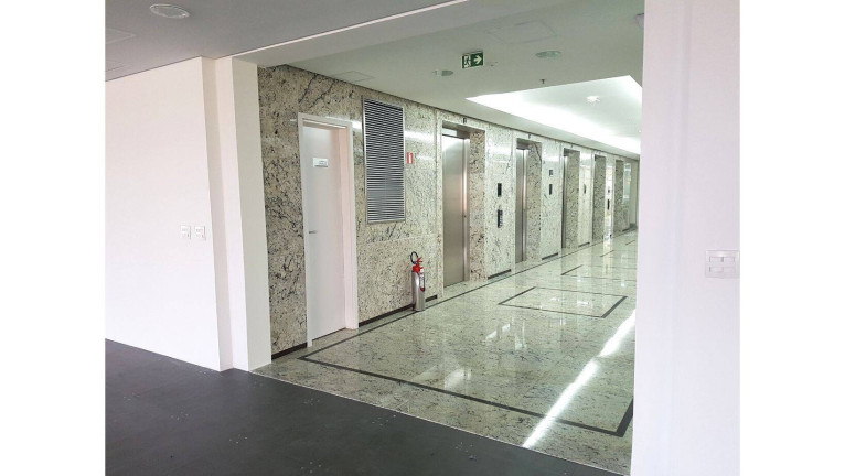Imagem Imóvel Comercial para Alugar, 677 m² em Alphaville Industrial - Barueri Imagem Imóvel Comercial para Alugar, 677 m² em Alphaville Industrial - Barueri