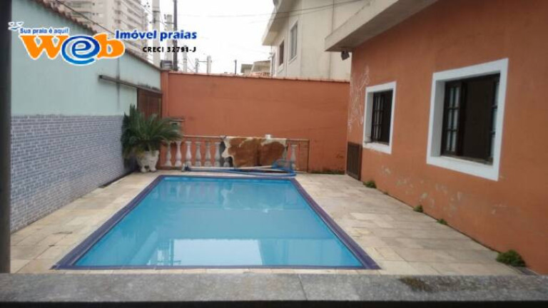 Casa com 3 Quartos à Venda,  em Vila Tupi - Praia Grande