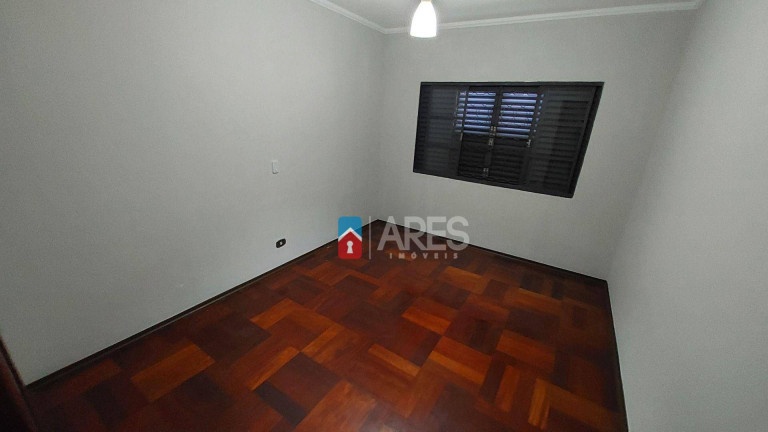 Imagem Casa com 3 Quartos à Venda, 188 m² em Parque Novo Mundo - Americana Imagem Casa com 3 Quartos à Venda, 188 m² em Parque Novo Mundo - Americana