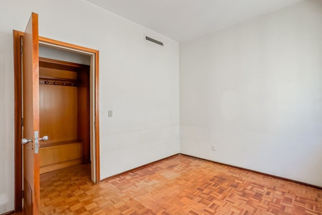 Imagem Apartamento com 3 Quartos à Venda, 217 m² em Independência - Porto Alegre