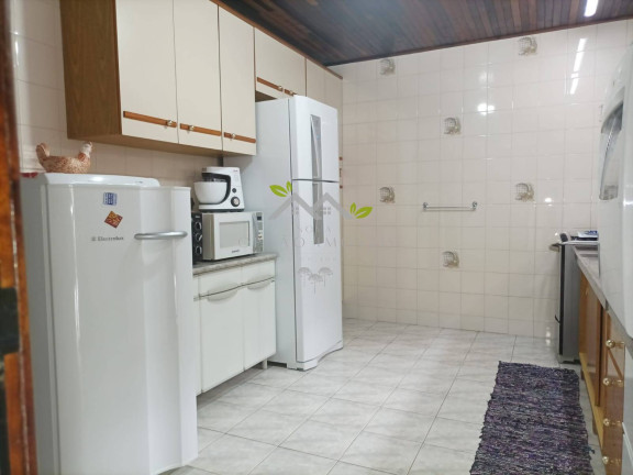 Imagem Casa com 3 Quartos à Venda, 235 m² em Jardim Embaixador - Campos Do Jordão