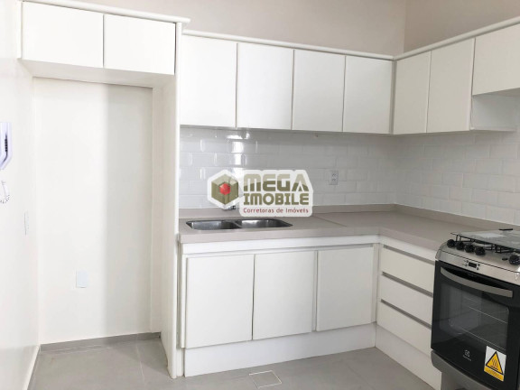 Imagem Apartamento com 2 Quartos à Venda, 58 m² em Centro - Florianópolis Imagem Apartamento com 2 Quartos à Venda, 58 m² em Centro - Florianópolis