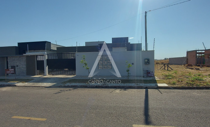 Casa com 3 Quartos à Venda,  em Residencial Riviera Suíça - Sinop