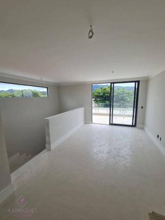 Imagem Casa com 5 Quartos à Venda, 340 m² em Barra Da Tijuca - Rio De Janeiro