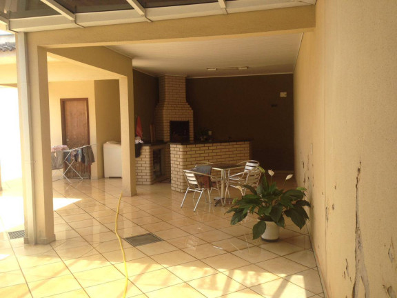 Imagem Casa com 3 Quartos à Venda, 300 m² em Jardim Santa Alice - Arapongas Imagem Casa com 3 Quartos à Venda, 300 m² em Jardim Santa Alice - Arapongas