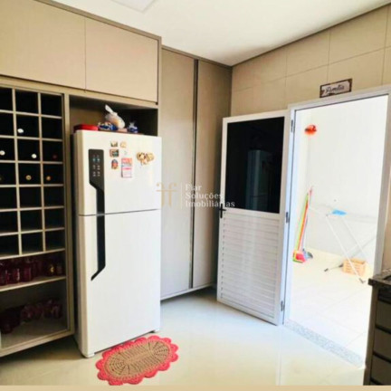 Imagem Sobrado com 3 Quartos à Venda, 154 m² em Santa Cruz - Cuiabá Imagem Sobrado com 3 Quartos à Venda, 154 m² em Santa Cruz - Cuiabá