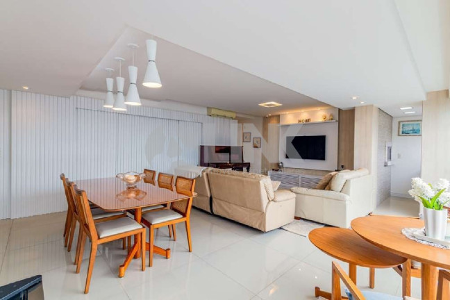 Imagem Apartamento com 3 Quartos à Venda, 125 m² em Jardim Europa - Porto Alegre Imagem Apartamento com 3 Quartos à Venda, 125 m² em Jardim Europa - Porto Alegre