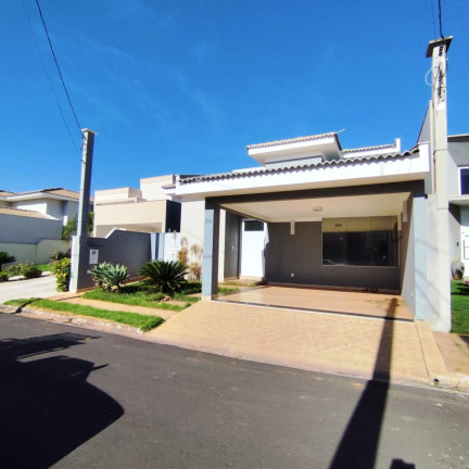 Casa à Venda, 251 m² em Condomínio San Marino - Birigui