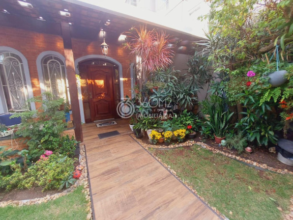 Imagem Casa com 3 Quartos à Venda, 205 m² em Vila São Pedro - Santo André