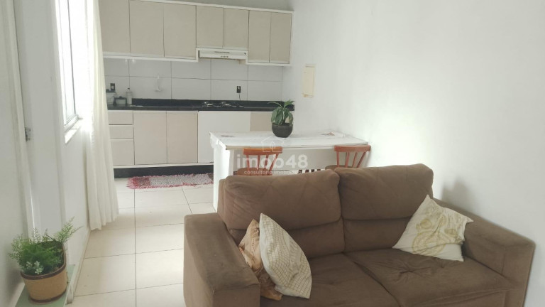 Apartamento com 2 Quartos à Venda, 48 m² em Fundos - Biguaçu