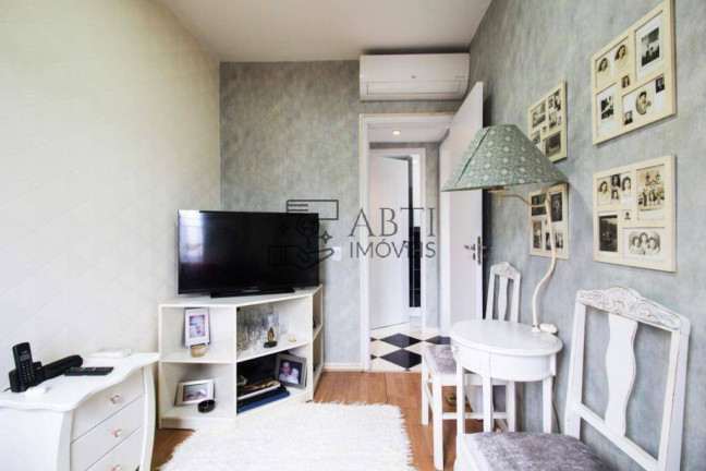 Imagem Apartamento com 2 Quartos à Venda, 60 m² em Moema - São Paulo